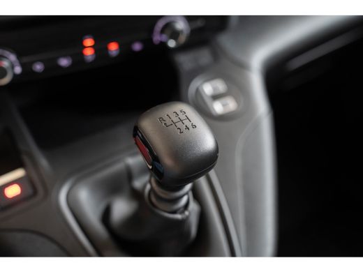 Opel Combo 1.5 BlueHDi 100 S&S L1 | Camera | Parkeersensoren | Navigatie | Apple Carplay & Android Auto | Do... ActivLease financial lease
