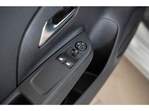 Opel Corsa 1.2 Edition | Apple Carplay & Android Auto | Parkeersensoren | Cruise Controle | Lichtmetalen vel... ActivLease financial lease