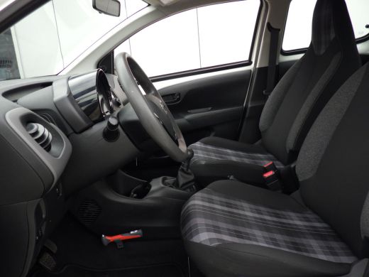 Peugeot 108 1.0 e-VTi Active TOP, Airco, 5 DRS, NL/NAP NW APK! ActivLease financial lease