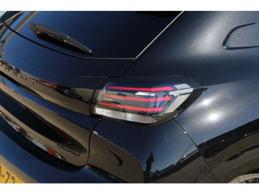 Peugeot 208 Allure 1.2 Hybride 110 Adaptive Cruise Control | Camera voor en achter | Navigatie | Apple Carpla... ActivLease financial lease