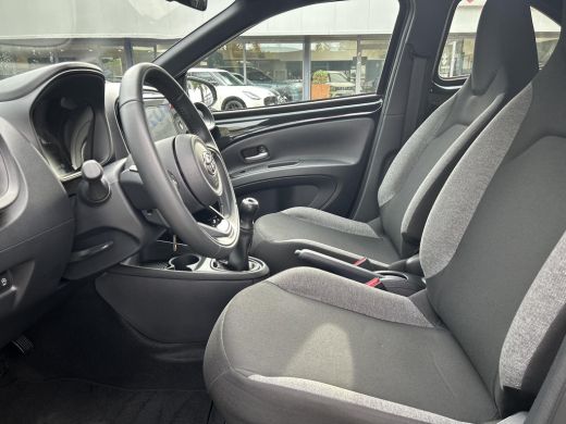 Toyota Aygo 1.0 VVT-i MT Play ActivLease financial lease