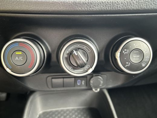 Toyota Aygo 1.0 VVT-i MT Play ActivLease financial lease