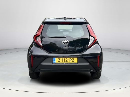 Toyota Aygo 1.0 VVT-i MT Play ActivLease financial lease