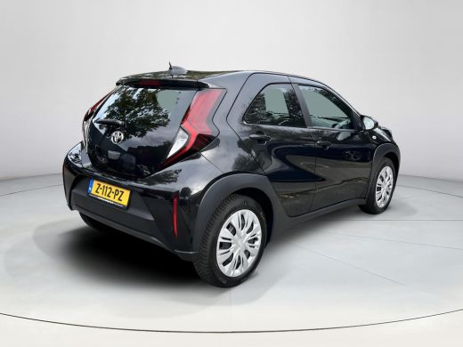 Toyota Aygo 1.0 VVT-i MT Play ActivLease financial lease