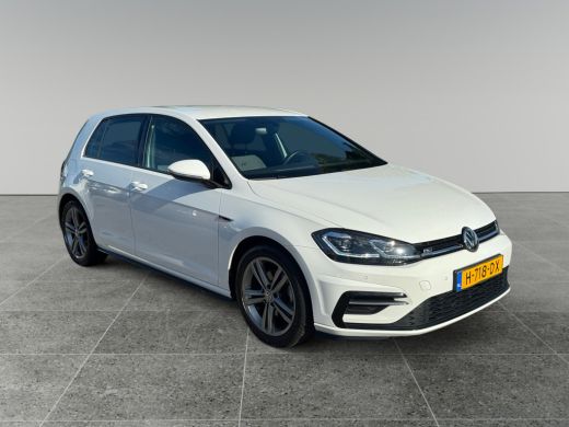 Volkswagen Golf 1.5 150pk TSI Highline Business R Achteruitrijcamera (Rear View) | Parkeersensoren voor & achter ... ActivLease financial lease