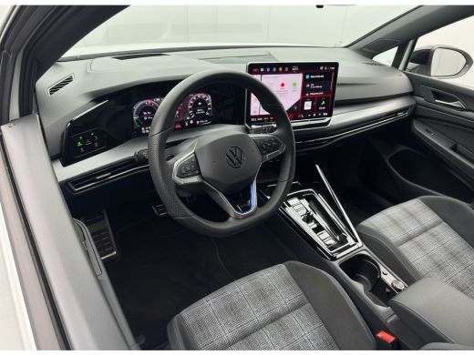 Volkswagen Golf GTE 1.5 272PK DSG HYBRID GTE-SPORT 360&deg;CAMERA/NAVI/HEAD-UP!/CARPLAY ActivLease financial lease