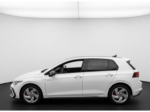 Volkswagen Golf GTE 1.5 272PK DSG HYBRID GTE-SPORT 360&deg;CAMERA/NAVI/HEAD-UP!/CARPLAY ActivLease financial lease