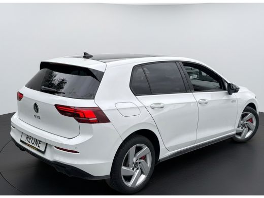 Volkswagen Golf GTE 1.5 272PK DSG HYBRID GTE-SPORT 360&deg;CAMERA/NAVI/HEAD-UP!/CARPLAY ActivLease financial lease