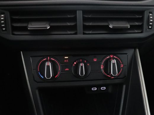 Volkswagen Polo 1.0 TSI R-Line Edition | Automaat | Camera | LED | Navigatie | ActivLease financial lease