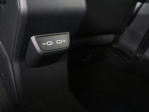 Volkswagen Polo 1.0 TSI R-Line Edition | Automaat | Camera | LED | Navigatie | ActivLease financial lease