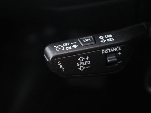 Audi A3 Sportback 30 TFSI Advanced edition | Cruise control | Camera | Park assist | Navigatie | Carplay ... ActivLease financial lease