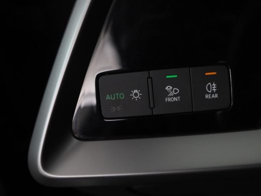 Audi A3 Sportback 30 TFSI Advanced edition | Cruise control | Camera | Park assist | Navigatie | Carplay ... ActivLease financial lease