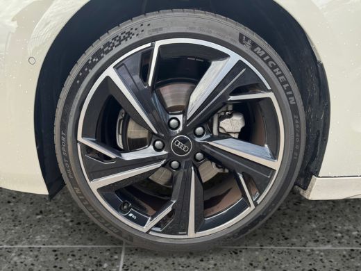 Audi A6 Avant e-tron Avant e-tron S edition 83 kWh 286pk Panorama-glasdak | Surround view cameras | 	Adaptive cruise c... ActivLease financial lease