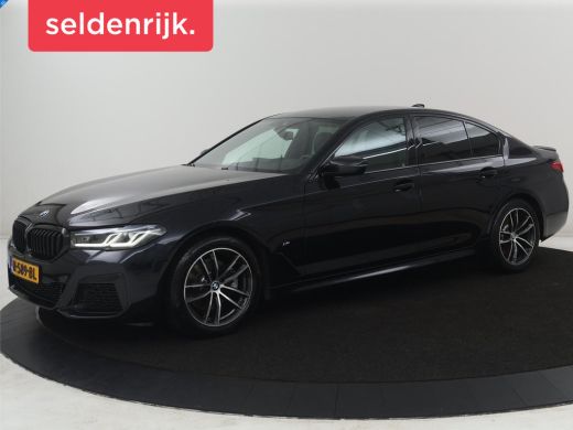 BMW 5 Serie 520i M-Sport | Leder | Stoelverwarming | Cruise control | Camera | Park assist | Navigatie | Carp... ActivLease financial lease