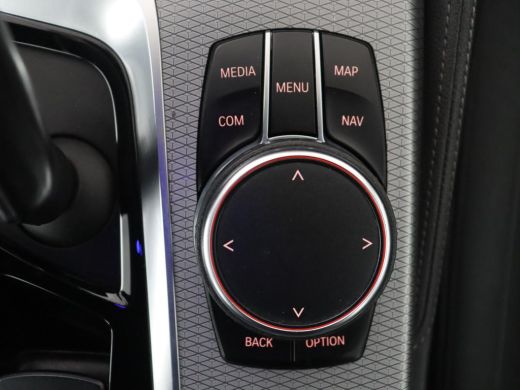 BMW 5 Serie 530i xDrive High Executive | M Sport | LED | Stoelverwarming | Schuif/-kanteldak | Stoelventilati... ActivLease financial lease