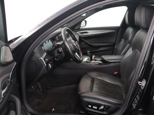BMW 5 Serie 530i xDrive High Executive | M Sport | LED | Stoelverwarming | Schuif/-kanteldak | Stoelventilati... ActivLease financial lease