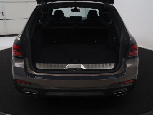 BMW 5 Serie Touring 530e High Executive | SOH 83,0% | M-Sport | Pano.Dak | Camera | Navigatie ActivLease financial lease