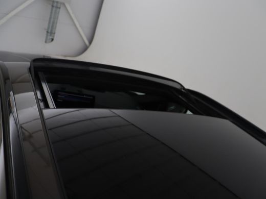 BMW 5 Serie Touring 530e High Executive | SOH 83,0% | M-Sport | Pano.Dak | Camera | Navigatie ActivLease financial lease