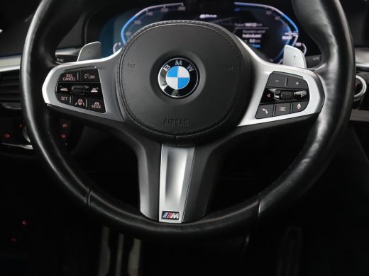 BMW 5 Serie Touring 530e High Executive | SOH 83,0% | M-Sport | Pano.Dak | Camera | Navigatie ActivLease financial lease