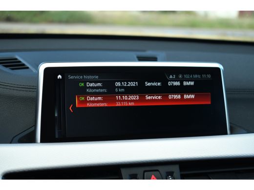 BMW X1 xDrive25e 220pk M-Sport 19inch Leder Stuurverw LED El-klep DAB BTW-auto! ActivLease financial lease
