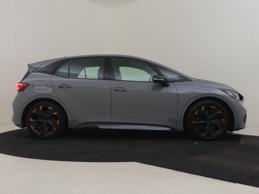 CUPRA Born Copper Edition 82kWh l WLTP tot 556km! l Camera l Stoel/stuurverwarming l Half Leder l 19" l 231P... ActivLease financial lease