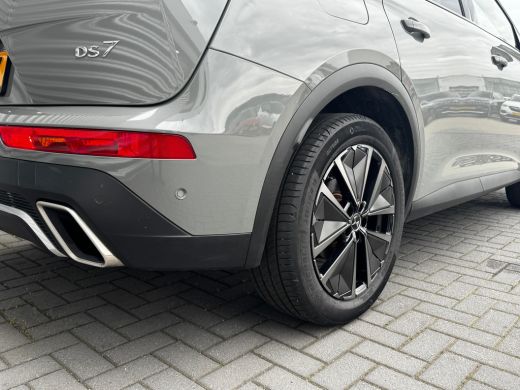 DS DS 7 E-TENSE 225PK ESPRIT DE VOYAGE SOH 99,75% / NAVI / LEDER / CLIMA / FULL-LED / 19" LMV / PANO. DAK... ActivLease financial lease