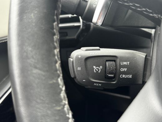DS DS 7 E-TENSE 225PK ESPRIT DE VOYAGE SOH 99,75% / NAVI / LEDER / CLIMA / FULL-LED / 19" LMV / PANO. DAK... ActivLease financial lease