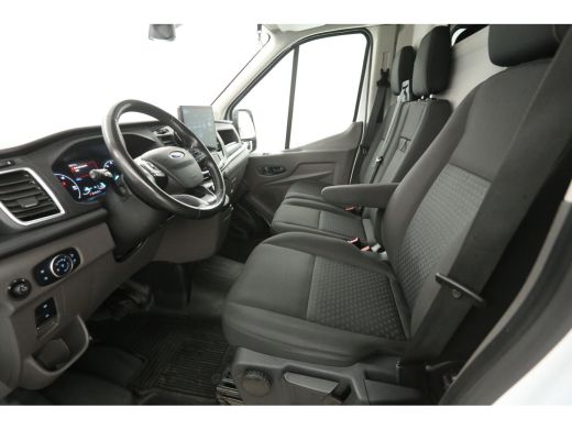 Ford E-Transit L3H2 68 kWh | Snelladen | SOH 93% | Camera | Clima | Cruise | 2xSchuifdeur | 3 Zits | Carplay ActivLease financial lease