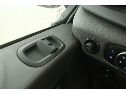 Ford E-Transit L3H3 68 kWh | Snelladen | SOH 96% | Clima | Camera | 3 Zits | Carplay | Cruise | Navi | Parkeersens. ActivLease financial lease