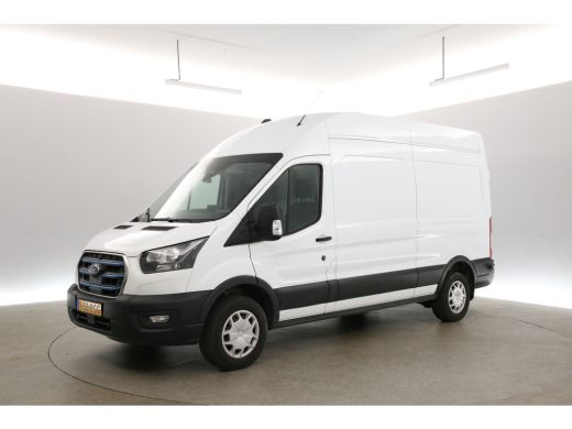 Ford E-Transit L3H3 68 kWh | Snelladen | SOH 96% | Clima | Camera | 3 Zits | Carplay | Cruise | Navi | Parkeersens. ActivLease financial lease