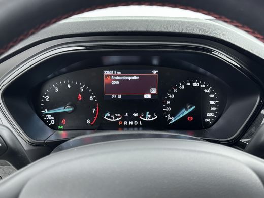 Ford Focus 1.0 EcoBoost Hybrid ST Line | Automaat | 100% Dealer o.h. | Trekhaak | Winter-pack | LED | Apple ... ActivLease financial lease