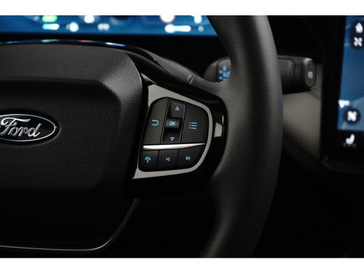 Ford Puma Gen-E Premium 44 kWh | Panoramdak | Leder | Adaptieve cruise | Dodehoek detectie | Apple carplay / andr... ActivLease financial lease