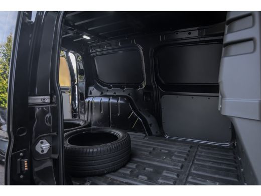 Ford Transit Connect 1.5 EcoBoost PHEV L2 Limited 120km elektrisch | Carplay | achteruitrijcamera ActivLease financial lease