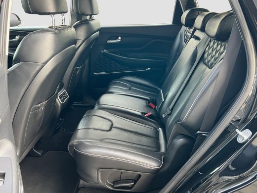 Hyundai Santa Fe 1.6 T-GDI HEV 230pk Comfort Smart 7p. | Camera | Trekhaak | Carplay | Premium Audio | Leder | Ada... ActivLease financial lease