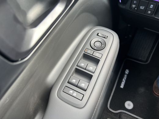 Hyundai Santa Fe 1.6 T-GDI PHEV 252pk Black Line 4WD 7p. | Draadloos carplay | Trekhaak | Premium Audio | Stoelven... ActivLease financial lease