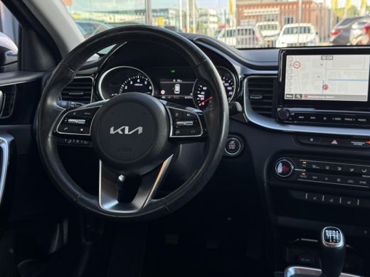 Kia Ceed Sportswagon 1.0 T-GDi DynamicPlusLine NL-AUTO | TREKHAAK | STOEL EN STUURVERWARMING ActivLease financial lease
