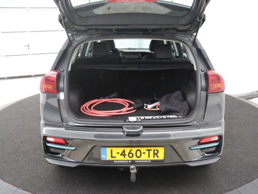 Kia e-Niro | SOH 93,9% | Half leder | Adaptive cruise | Carplay | Navigatie | Bluetooth | Camera | Climate c... ActivLease financial lease