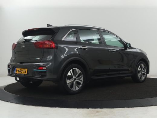 Kia e-Niro | SOH 93,9% | Half leder | Adaptive cruise | Carplay | Navigatie | Bluetooth | Camera | Climate c... ActivLease financial lease