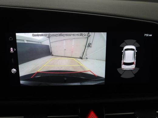 Kia Niro | Half leder | Adaptive cruise | Lane assist | Trekhaak | Camera | Park assist | Carplay | Climat... ActivLease financial lease