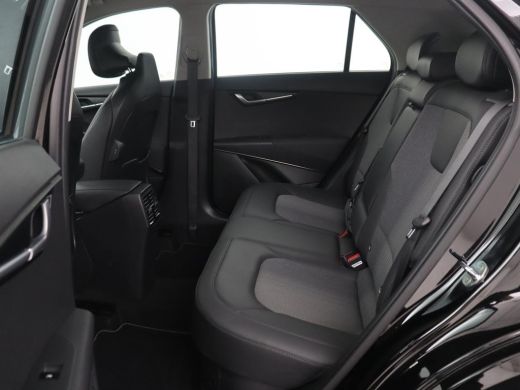 Kia Niro | Half leder | Adaptive cruise | Lane assist | Trekhaak | Camera | Park assist | Carplay | Climat... ActivLease financial lease