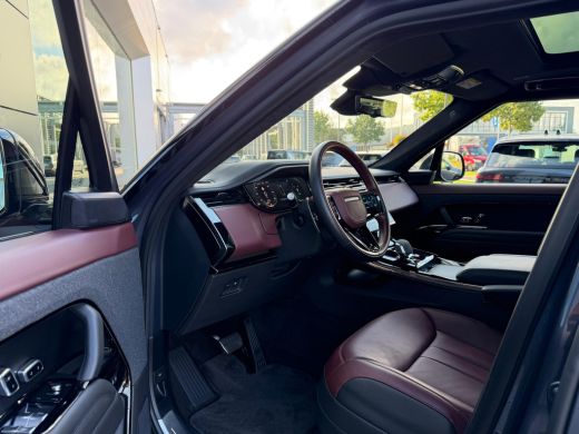 Land Rover Range Rover Sport P550e Autobiography | Vierwielsturing | El. trekhaak | 23 Inch | Head-up | Softclose |  Massage |... ActivLease financial lease
