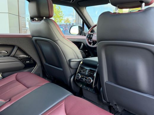 Land Rover Range Rover Sport P550e Autobiography | Vierwielsturing | El. trekhaak | 23 Inch | Head-up | Softclose |  Massage |... ActivLease financial lease