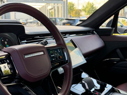 Land Rover Range Rover Sport P550e Autobiography | Vierwielsturing | El. trekhaak | 23 Inch | Head-up | Softclose |  Massage |... ActivLease financial lease