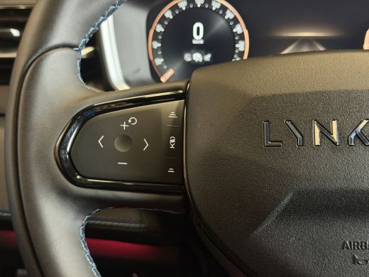 Lynk & Co 01 1.5 SOH 98,09% | NL auto | fabr gar 4/29 | 360 camera | zwarte hemel ActivLease financial lease