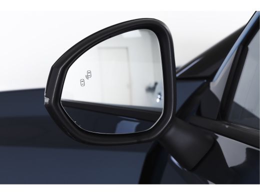 Lynk & Co 01 1.5 PHEV 261PK MY23 | Donkere hemel | 360 Camera | 7.4 kWh boordlader | S/K-panodak | Adapt. Crui... ActivLease financial lease