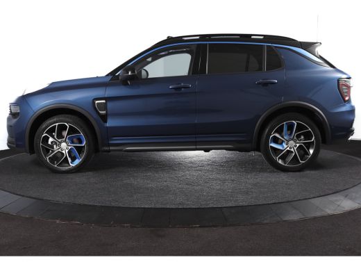 Lynk & Co 01 1.5 PHEV 261PK MY23 | Donkere hemel | 360 Camera | 7.4 kWh boordlader | S/K-panodak | Adapt. Crui... ActivLease financial lease
