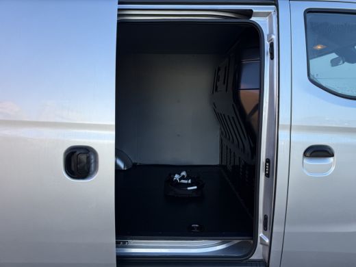 Maxus eDeliver3 50kWh 122PK Elektrisch! L1 227km WLTP Cruise control Snelladen Laadkabel Camera Carplay Climtate ... ActivLease financial lease