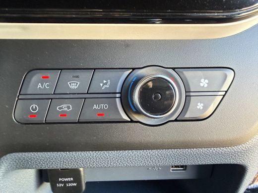 Maxus eDeliver3 50kWh 122PK Elektrisch! L1 227km WLTP Cruise control Snelladen Laadkabel Camera Carplay Climtate ... ActivLease financial lease