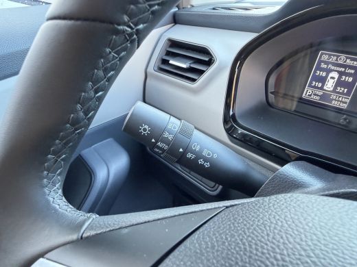 Maxus eDeliver3 50kWh 122PK Elektrisch! L1 227km WLTP Cruise control Snelladen Laadkabel Camera Carplay Climtate ... ActivLease financial lease