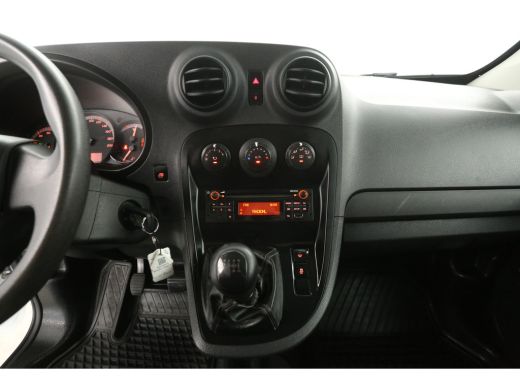 Mercedes-Benz Citan 109 CDI 96PK | Airco | Cruise | 3 Zits | Trekhaak | Stoelverwarming ActivLease financial lease